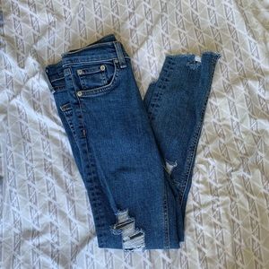 Rag & Bone Skinny Jeans size 24